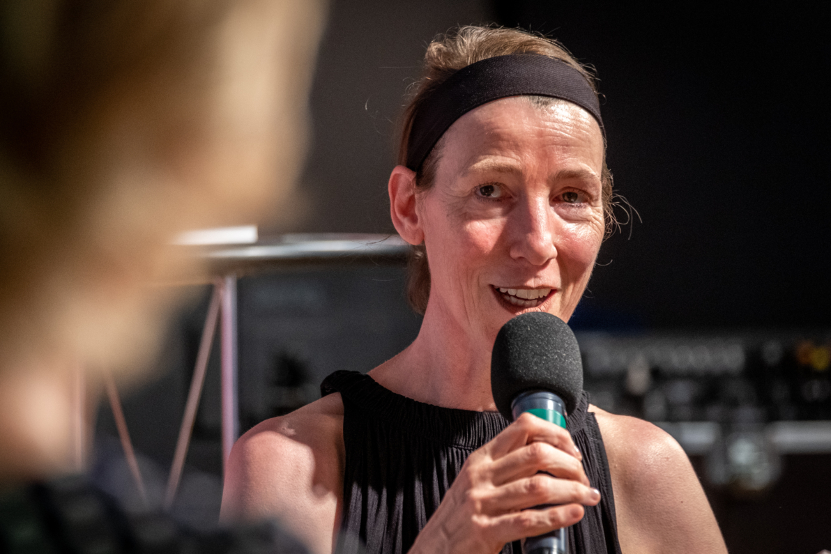 17. Juni 2021, 17:00 bis 18:30 Online Veranstaltung Die Innenarchitektur ist der einzige Architekturzweig, in dem Frauen bereits wirklich in der Überzahl sind und wichtige Positionen einnehmen. Warum sind es meist die männlichen Kollegen, die es auf die große Bühne schaffen? Im Rahmen des Women in Architecture WIA Berlin Festivals 2021 sprechen wir darüber mit den Innenarchitektinnen * Wencke Katharina Schoger (Reuter Schoger Architektur Innenarchitektur, Berlin), * Karin Götz (Raum Form Licht Farbe, Potsdam) und * Gabriela Hauser (buerohauser, Berlin). Moderiert wird das Gespräch von Prof. Sabine Keggenhoff, Innenarchitektin bdia (Keggenhoff | Partner, Arnsberg-Neheim) und Preisträgerin des Deutschen Innenarchitektur Preises 2019. Talk: 17:00 bis ca. 18:00 Uhr, anschließend Zeit für Fragen und Diskussion