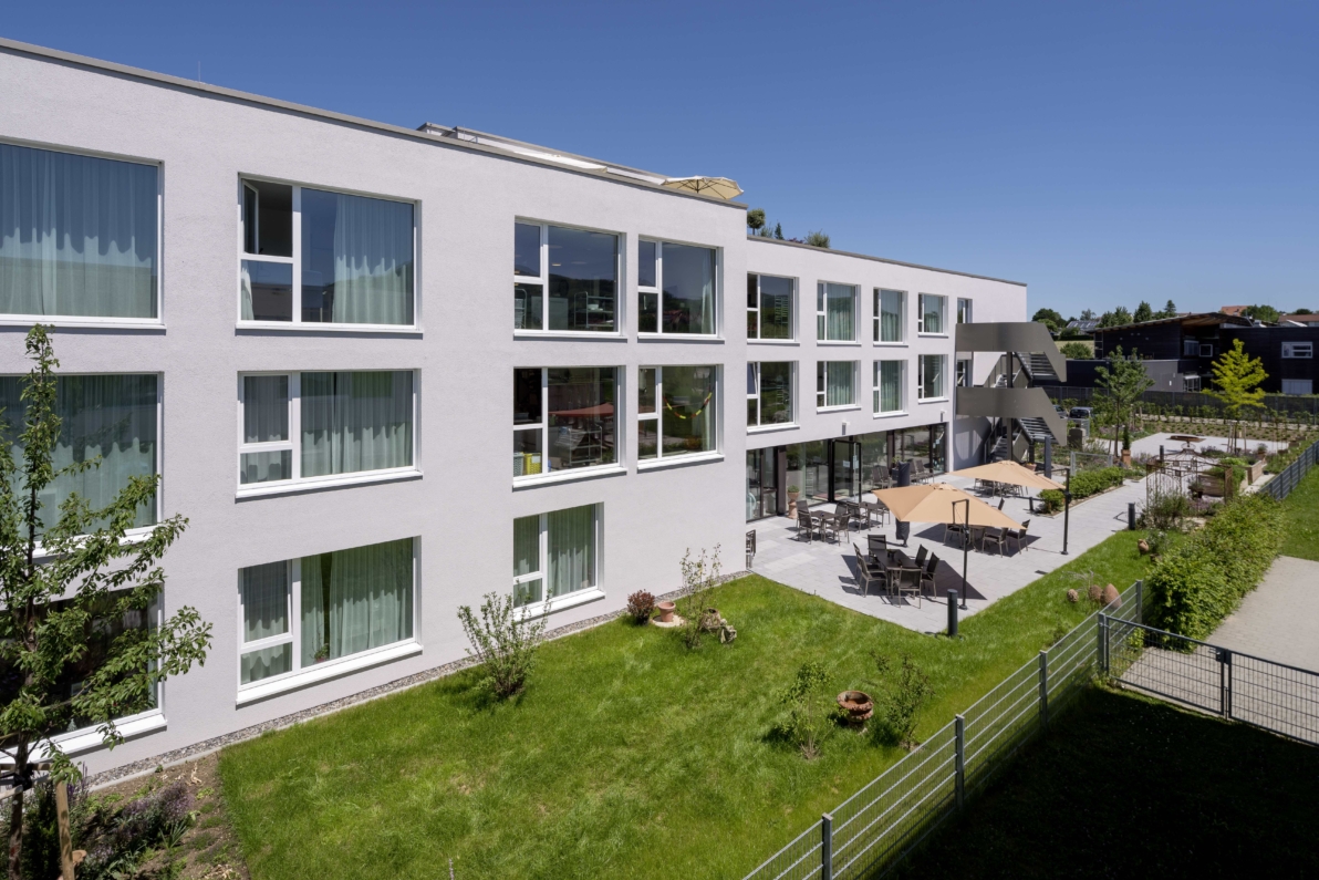 Moderner Neubau Pflegeheim Dettingen