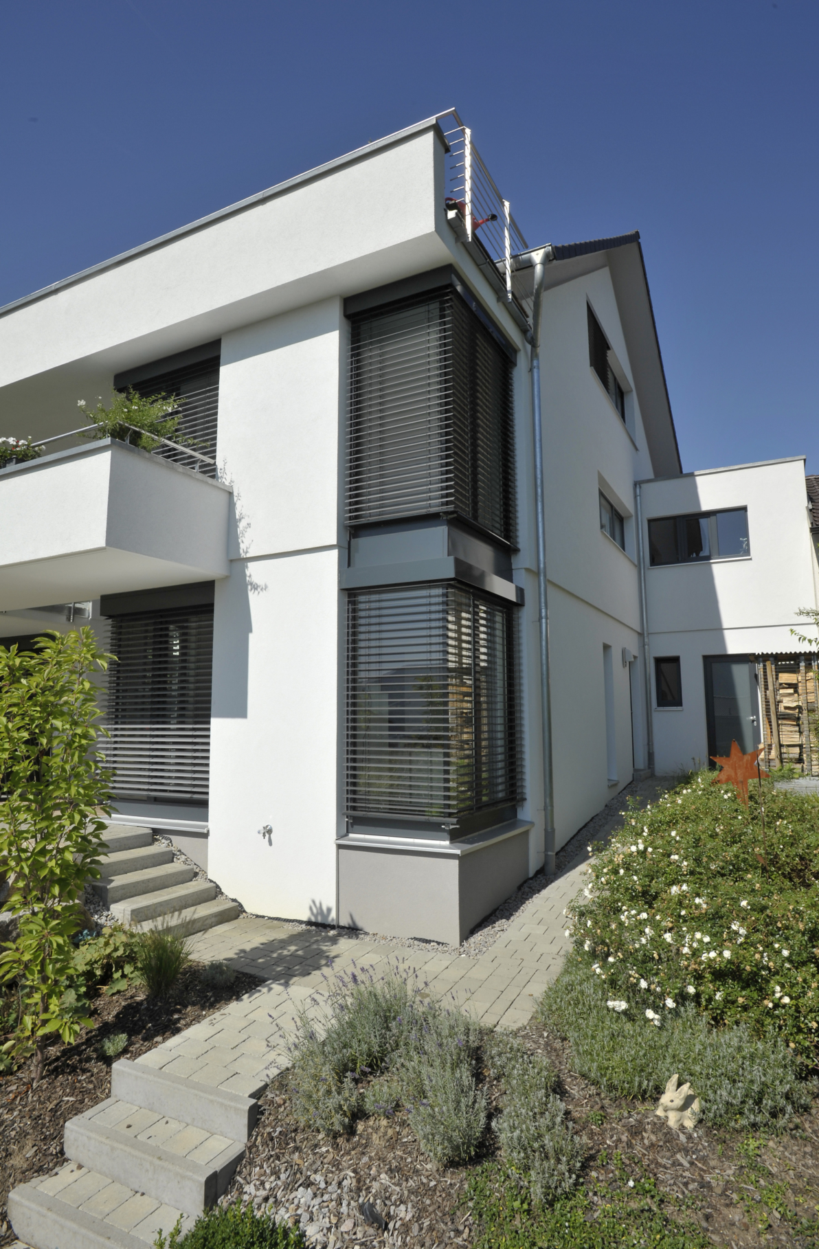 buerohauser_Neubau-Einfamilienhaus_Bauen mit Holz_Holzmodulbau_06