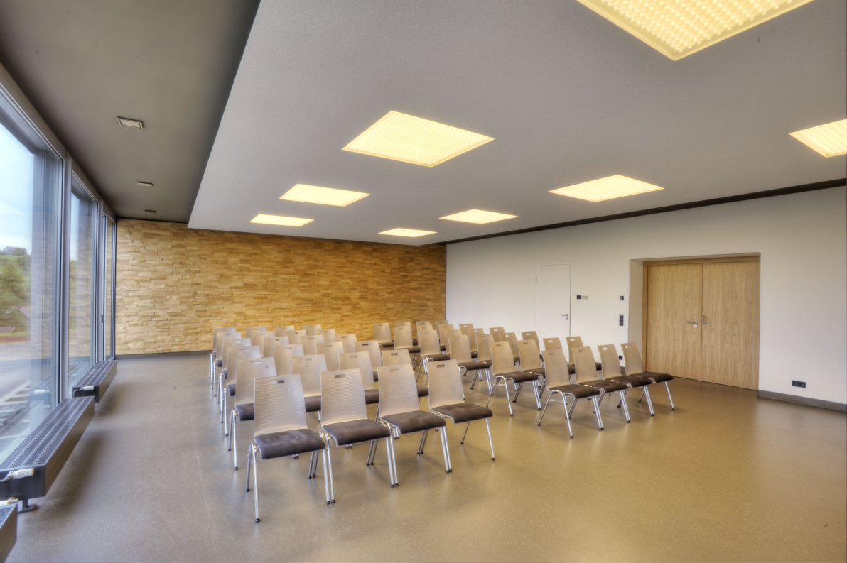 buerohauser_Energetische Sanierung und Innenarchitektur Bürgersaal Egenhausen_05
