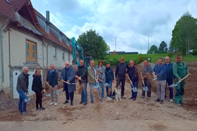 Grundschule Egenhausen, Spatenstich